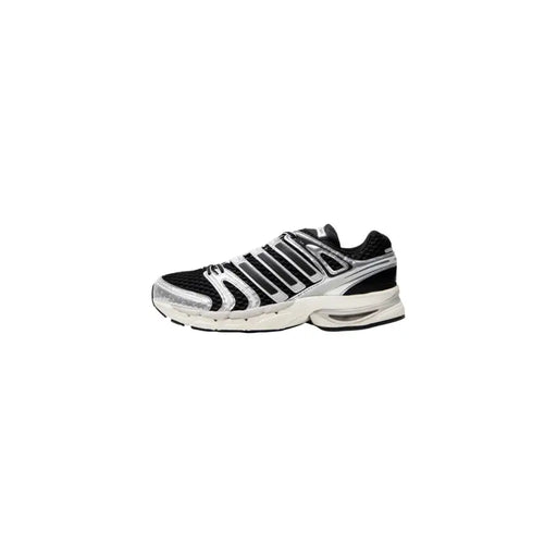 Adidas Originals Herren-Sneaker Control 5 in Schwarz mit Synthetik-Obermaterial aus Mesh, drei Streifen, weißer Zwischensohle und sichtbarem Air-Element
