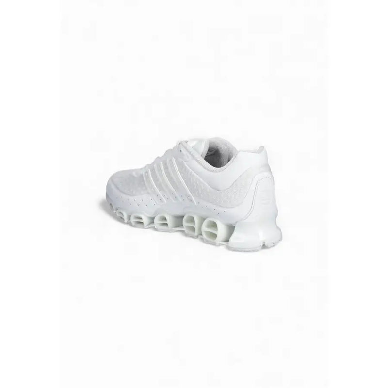 Adidas Originals Herren Megaride Sneaker aus weißem Synthetikmaterial mit elegantem, modernem Design und charakteristischer, luftgepolsterter Sohle