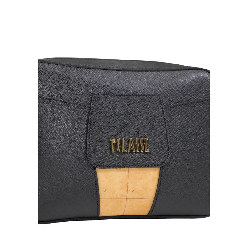 Schwarze, strukturierte Alviero Martini Prima Classe Clutch mit goldener Classe-Plakette und hellbraunem Ledereinsatz