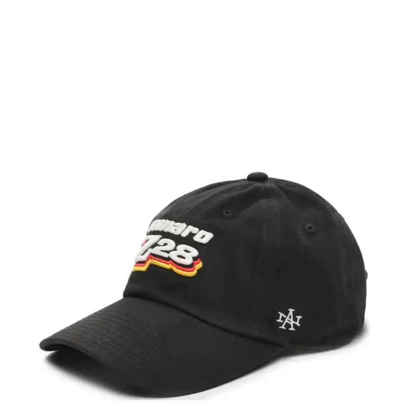 Schwarze Baseballkappe mit dem Schriftzug „camaro 728“ und Logo, wahrscheinlich aus Baumwoll- oder Polyestergewebe.
