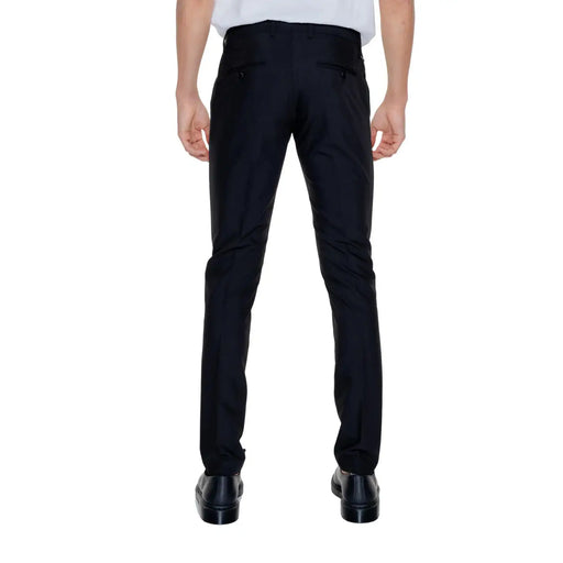 Antony Morato Schwarze Herrenhose aus Polyestergemisch mit elegantem, schmal geschnittenem Schnitt und dezenten Ziernähten