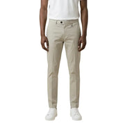 Beige Antony Morato Herrenhose aus Chino-Stoff mit klarer, taillierter Passform und dezenten Bügelfalten