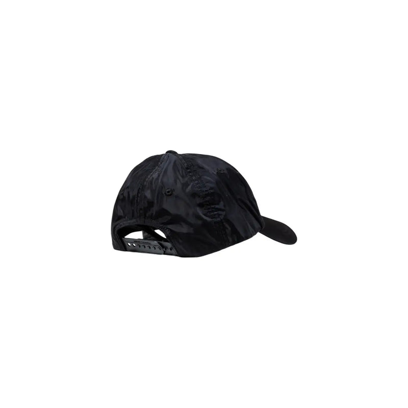 Armani Exchange Schwarze Herrenkappe mit dezentem Strukturmuster und verstellbarem Riemen, Vorderansicht