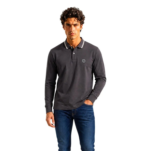 Armani Exchange Langarm-Polohemd für Herren in Dunkelgrau mit weißem Kragenbesatz und Logostickerei, Vorderansicht