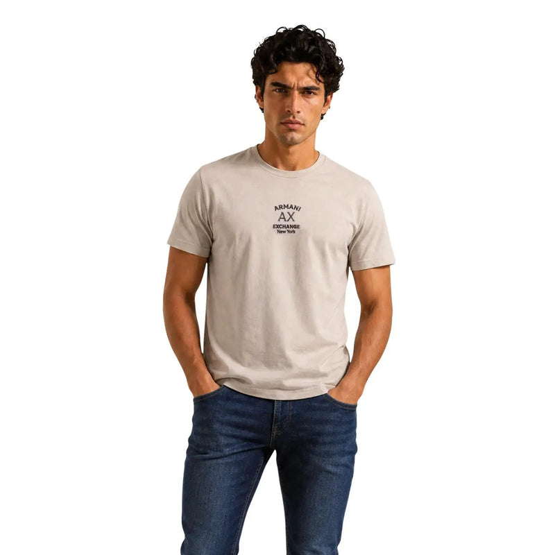 Beige Armani Exchange Herren-Baumwoll-T-Shirt mit Rundhalsausschnitt und schwarzem Logo auf der Brust