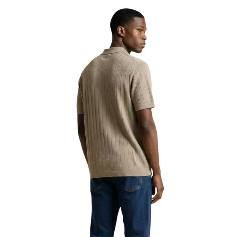 Armani exchange Herren-Poloshirt aus beigefarbenem, geripptem Baumwollstrick mit klassischem Kragen und kurzen Ärmeln xm002438