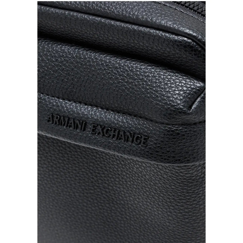 Armani Exchange Schwarze Herren-Umhängetasche aus strukturiertem Leder mit geprägtem Logo und Reißverschlusstaschen, 16 cm breit