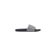Armani Exchange Schwarze Herren-Sandalen mit strukturiertem, silberfarbenem PVC-Riemen und einem aufwendigen geometrischen Muster