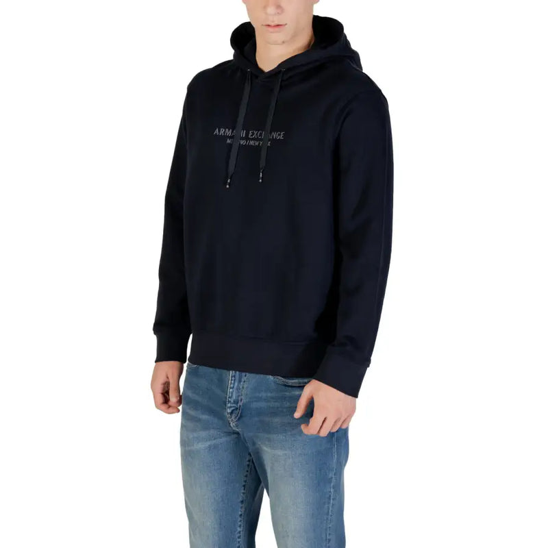 Schwarz armani exchange Herren-Baumwollhoodie mit dezenter weißer Schrift und passenden Kordelzügen für die Freizeit.