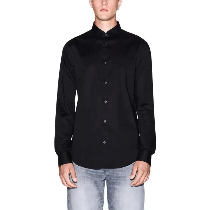Armani Exchange Schwarzes Herrenhemd mit langen Ärmeln, Knopfleiste, dezentem Glanz und silbernen Knöpfen aus edlem Stoff