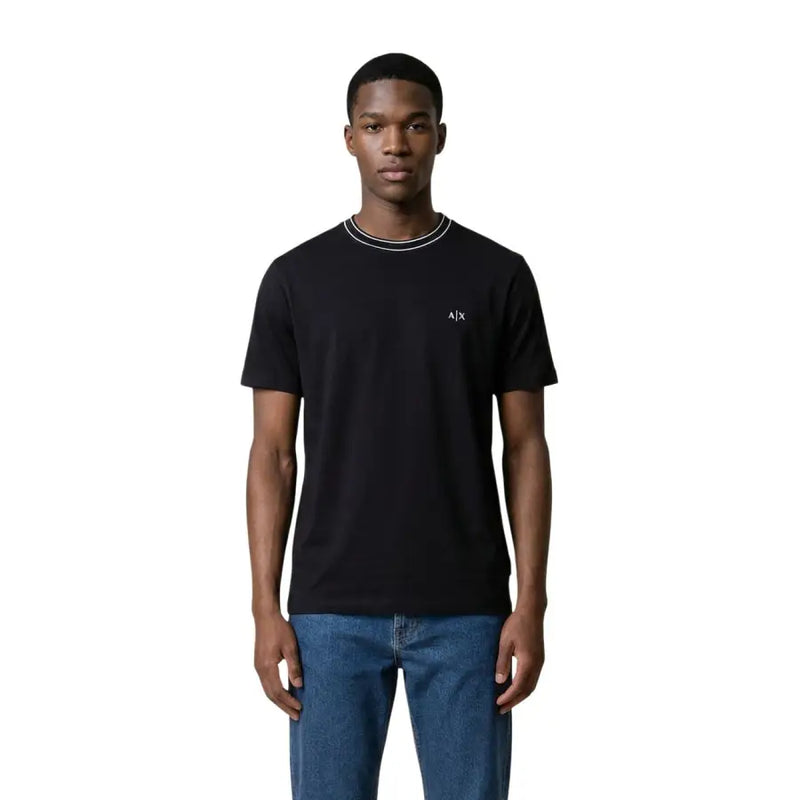 Armani Exchange Herren Kurzarmhemd schwarz t-shirt mit weißem Kragenbesatz und kleinem, auf der Brust aufgesticktem Logo