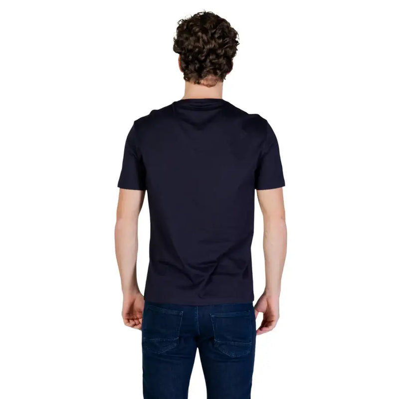 Marineblaues Kurzarm-Rundhals-Shirt Armani Exchange Männer t-shirt Aus weicher Baumwolle für den Alltag.
