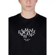Schwarz Armani Exchange Männer t-shirt mit einem weißen Armani Exchange Logo und Schriftzug „Milano New York est“ auf der Vorderseite