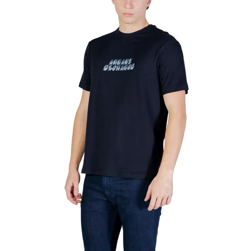 Armani Exchange Herren schwarze Kurzarm t-shirt mit hellblau Armani Exchange Logo auf der Brust aufgedruckt