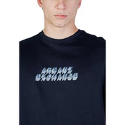 Schwarz Armani Exchange Rundhalsausschnitt t-shirt mit geometrisch stilisiertem hellgrau-weißem Logo für Herren