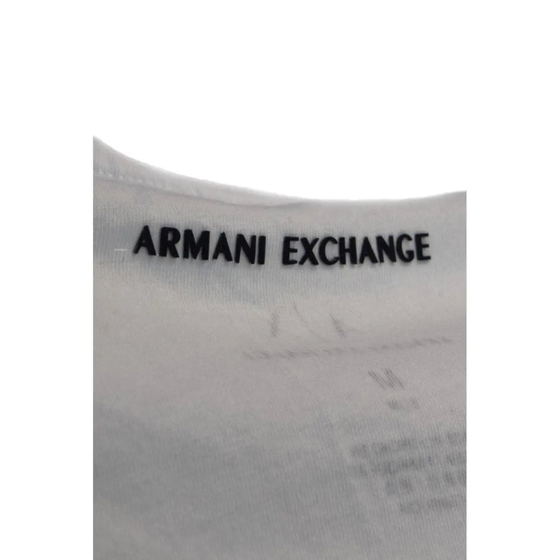 Weiß armani exchange Kleidungsetikett mit schwarzem, gesticktem Logo armani exchange Männer t-shirt