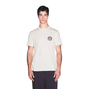 Armani Exchange Weißes Herren-T-Shirt aus Baumwolle in Cremefarbe mit dezentem, gesticktem, rundem Logo auf der linken Brustseite.