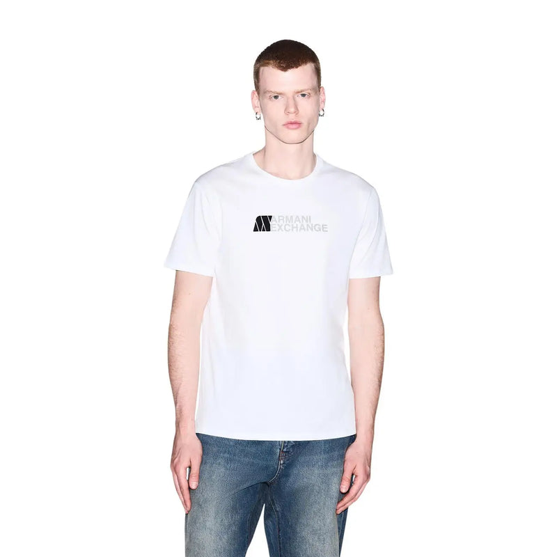 Armani Exchange Weißes Herren-T-Shirt aus Baumwolle mit dezentem schwarz-silbernem Logo auf der Brust