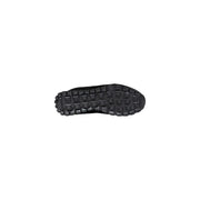 Black rubber sole with grid-like tread pattern of armani exchange men’s black running sneakers for fall