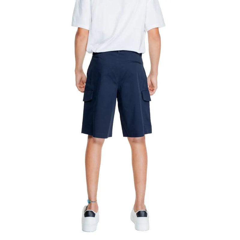 Armani Exchange men’s navy blue cargo shorts with large side pockets and clean tailored fit for casual wear