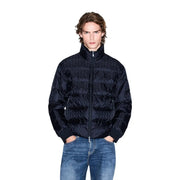 Armani Exchange Schwarze Steppjacke für Herren mit gestepptem geometrischem Muster und gerippten Bündchen, Vorderansicht
