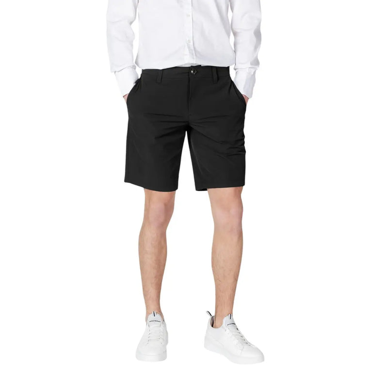Armani Exchange Schwarze Chino-Shorts für Herren mit klassischer Passform und Knopfverschluss, Vorderansicht