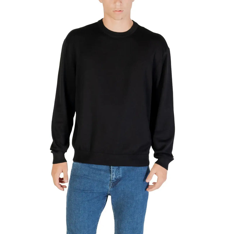 Armani Exchange Schwarzer Herrenpullover mit gerippten Bündchen und Rundhalsausschnitt, Vorderansicht