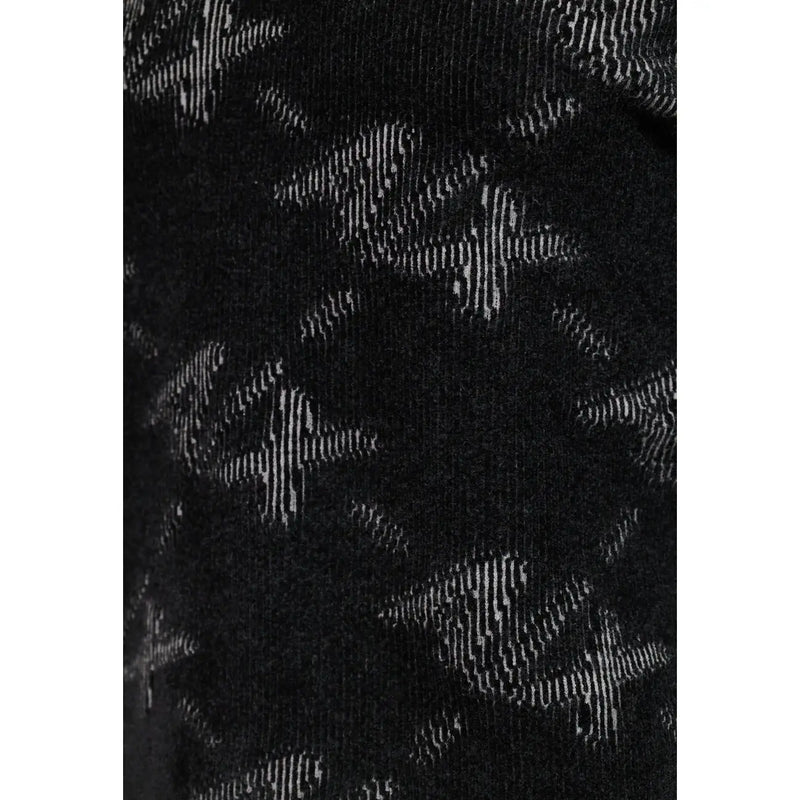 Armani Exchange Herrenpullover aus schwarzem Strick mit weißem abstraktem Linienmuster – Detailansicht