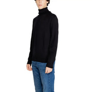 Armani Exchange Schwarzer, gerippter Rollkragenpullover für Herren mit langen Ärmeln, Vorderansicht
