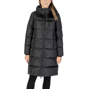 Women’s long black hooded puffer coat from Armani Exchange, stylish polyamide jacket