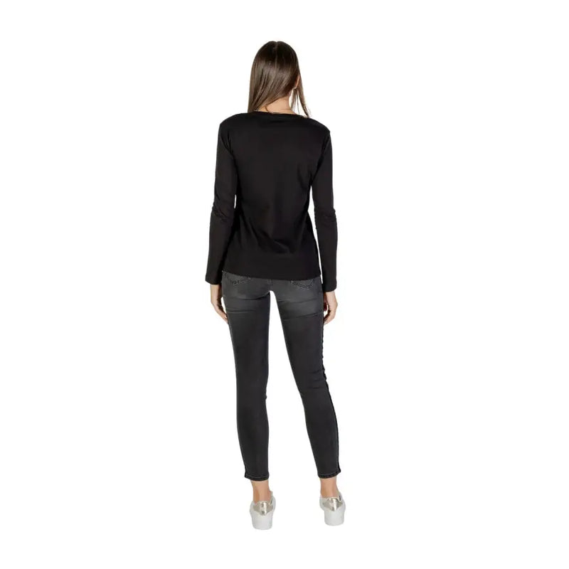 Armani Exchange women black long sleeve round neck cotton t shirt with fitted silhouette and simple neckline