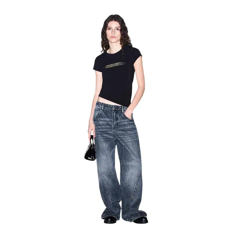 Armani Exchange Schwarzes, kurzes Baumwoll-T-Shirt für Damen mit goldener Kettenapplikation über der Brust und Rundhalsausschnitt