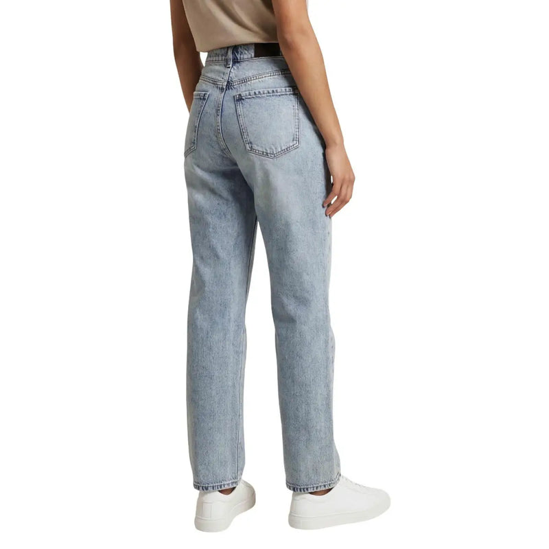 Armani Exchange Damen-Jeans aus hellblauer Lyocell-Baumwolle mit hohem Bund und geradem Bein in heller Waschung