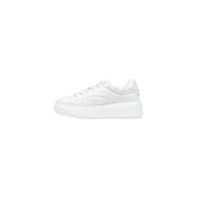 Armani Exchange women slip on white platform sneaker with smooth leather upper and subtle heel embellishments