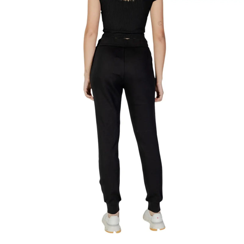Armani Exchange Schwarze Damen-Jogginghose aus geripptem Baumwollstrick mit hohem, elastischem Bund und schmal zulaufenden Beinabschlüssen