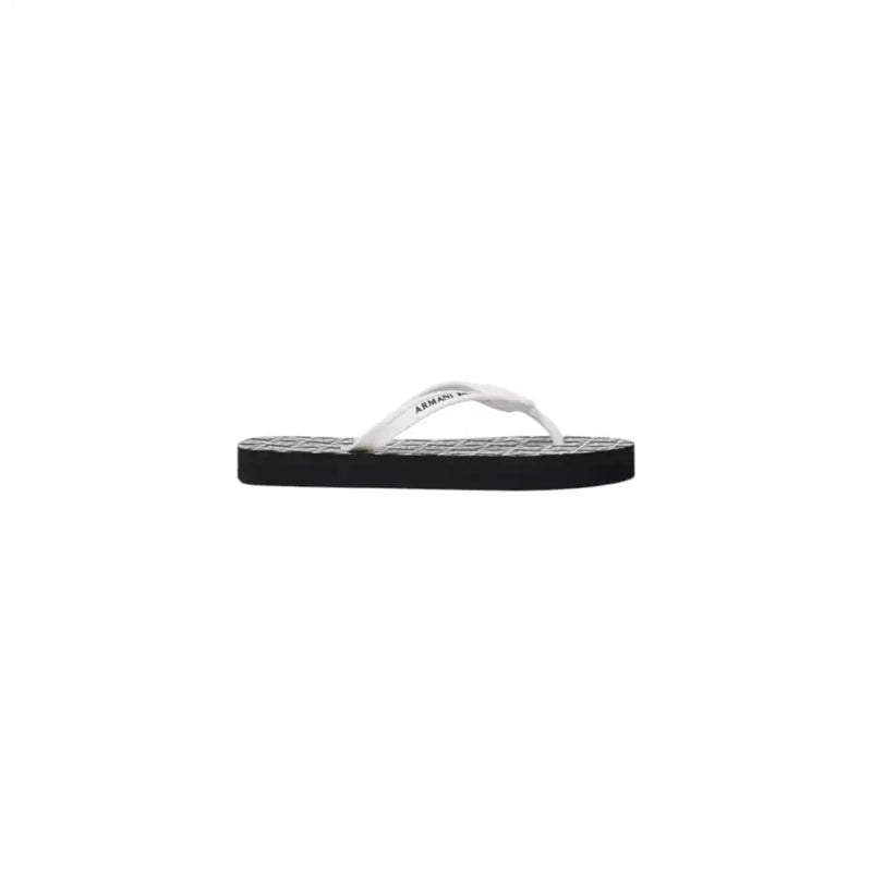 Armani Exchange Weiße Gummi-Flip-Flops mit profilierter Sohle und Markenriemen