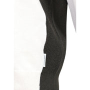 Armani Exchange Schwarzer Herren-Wollpullover mit Rippstrick und weißem Label-Detail, Detailansicht der Ärmel