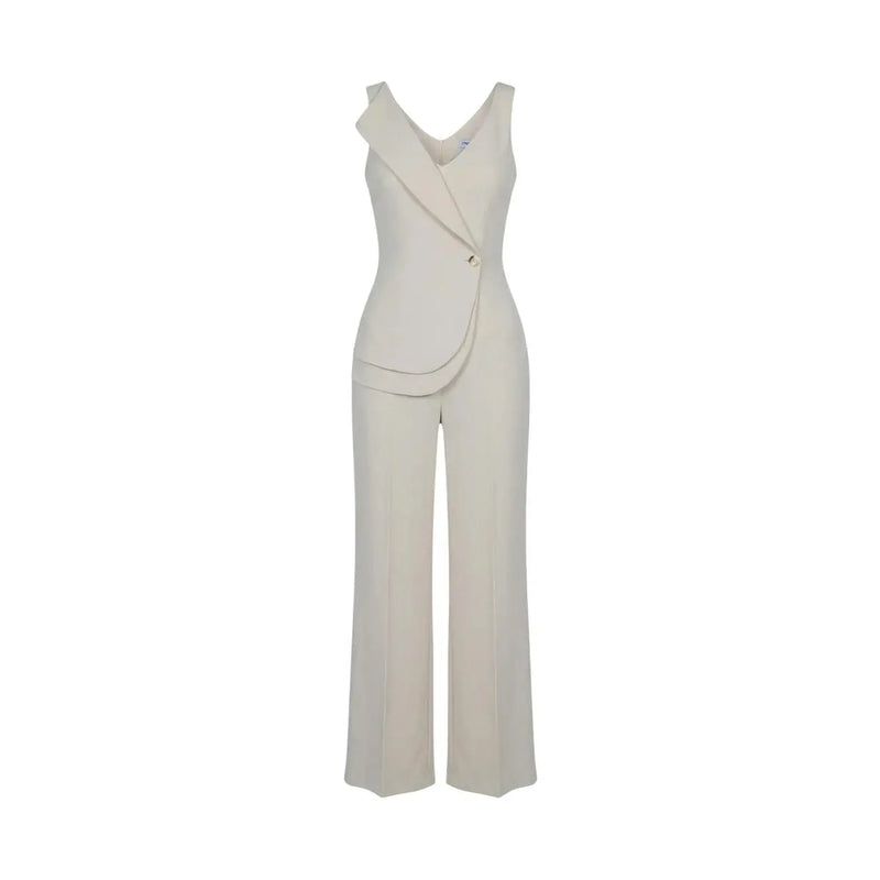 Beigefarbener, ärmelloser Polyester-Jumpsuit von Artigli für Damen mit asymmetrisch drapierter Vorderseite und weitem Bein.