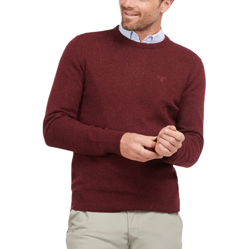 Barbour Wollpullover Tisbury für Herren in Bordeauxrot mit gesprenkeltem Strickmuster und Rippbündchen, Vorderansicht