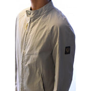Beigefarbene Belstaff-Jacke mit Stehkragen und Reißverschlusstaschen im grauen Baumwollblazer-Stil für Herren mit Rollkragen und Reißverschluss.