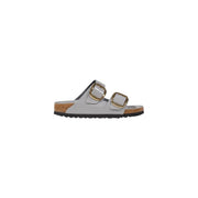 Birkenstock Damen-Sandalen Arizona aus hellgrauem Lackleder mit goldfarbenen Doppelschnallen und Korkfußbett