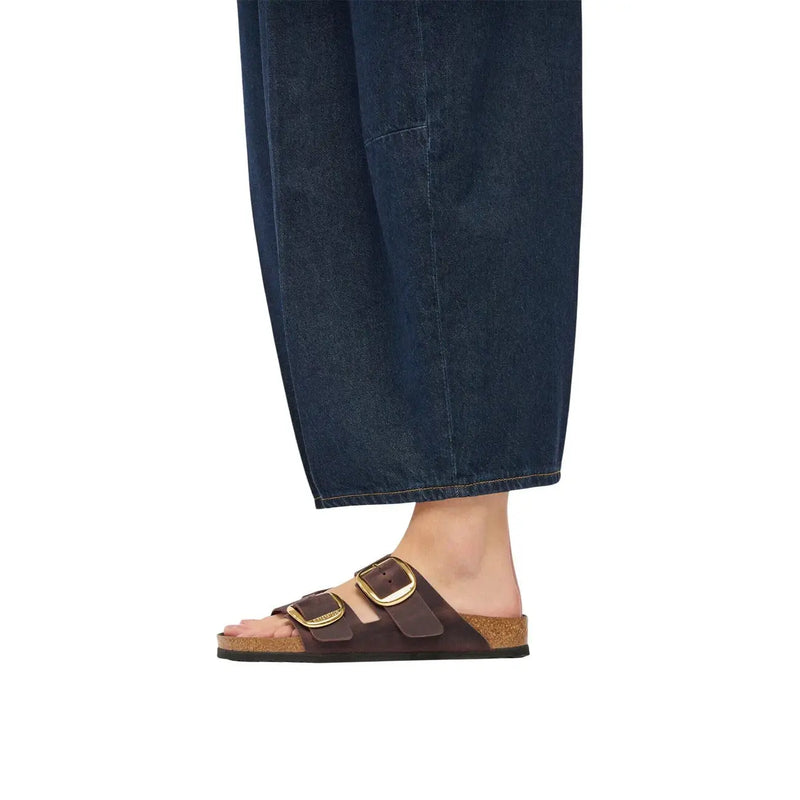 Birkenstock Damen-Ledersandalen Arizona, braun, mit zwei goldfarbenen Schnallenriemen und Korkfußbett