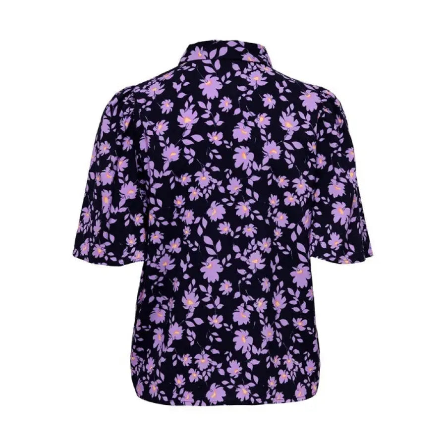 Urban style clothing: Black floral shirt with pink flowers from Jacqueline De Yong