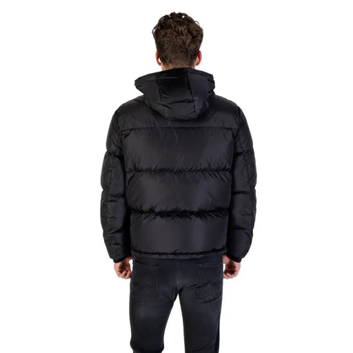 Black hooded puffer jacket displayed in the product image, suitable for cold weather