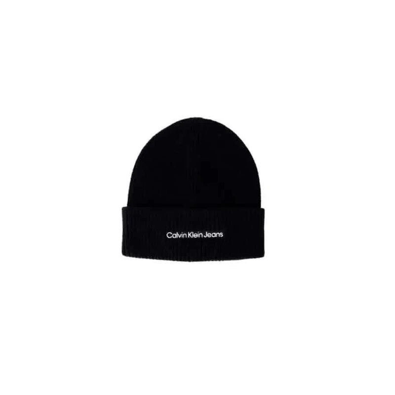 Black knit beanie with ’Calvin Klein Jeans’ logo on the cuff