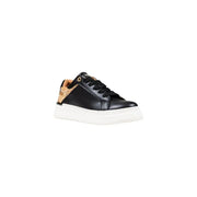 Black leather platform sneakers with patterned heel accent from Alviero Martini Prima Classe