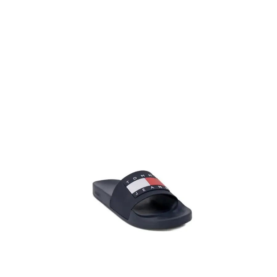 
                      
                        Tommy Hilfiger Jeans Men Slippers with a black slider and red-white stripe
                      
                    
