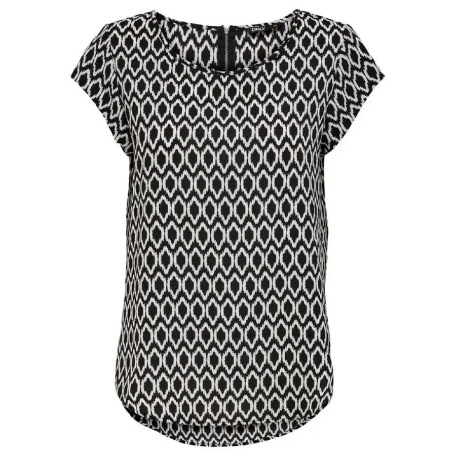 Women undershirt in black and white geometric pattern for urban style clothing