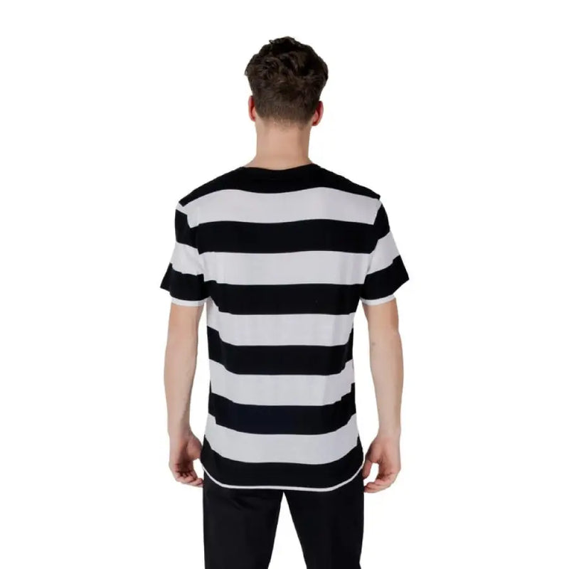 Black and white striped T shirt displayed in the product listing