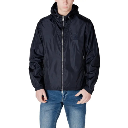 Marineblaue Herren-Windjacke mit Kapuze und durchgehendem Reißverschluss von Armani Exchange